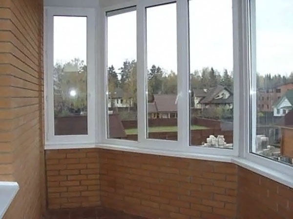 Остекления балкона в частном доме, коттедже и даче Высоковск